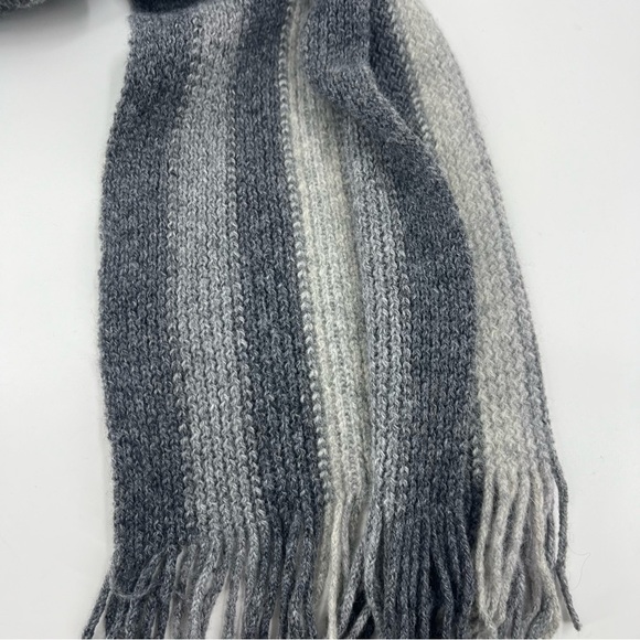Geoffrey Beene Wool Blend Striped Scarf - Picture 4 of 6